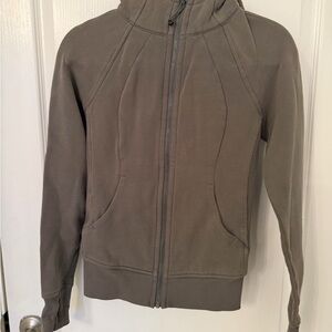 Lululemon camo green Hoodie…Size 2